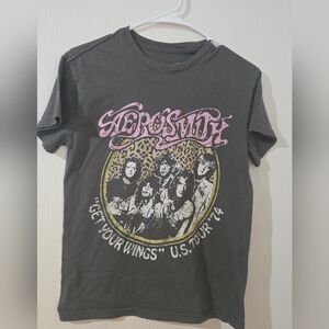 Small Womens Aerosmith Gray Tshirt With "Get Your Wings" U.S. Tour '74 On Front.
